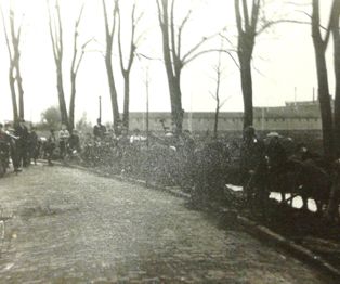 Singel boomplantdag achtergrond Van Houten (05.04.1932)